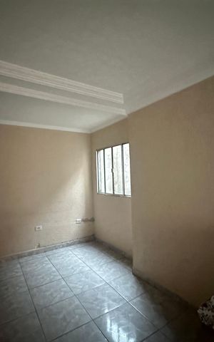 Casa para alugar com 50m², 2 quartos e sem vaga Casa para alugar com 50m², 2 quartos e sem vagaSala