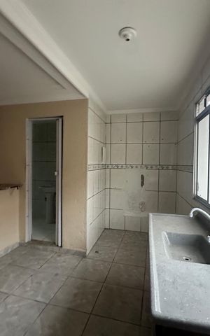 Casa para alugar com 50m², 2 quartos e sem vaga Casa para alugar com 50m², 2 quartos e sem vagaCozinha