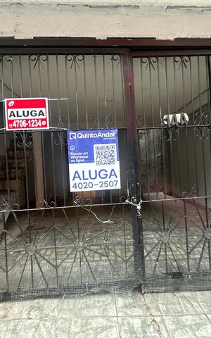 Casa para alugar com 50m², 2 quartos e sem vaga Casa para alugar com 50m², 2 quartos e sem vagaFachada