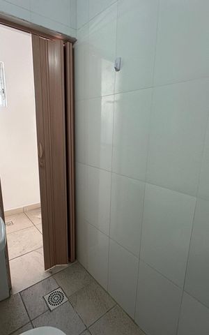 Casa para alugar com 25m², 1 quarto e sem vaga Casa para alugar com 25m², 1 quarto e sem vagaBanheiro