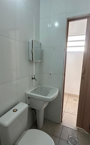 Casa para alugar com 25m², 1 quarto e sem vaga Casa para alugar com 25m², 1 quarto e sem vagaBanheiro
