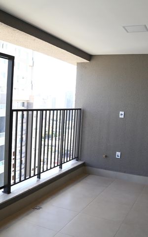 Apartamento para alugar com 88m², 2 quartos e 1 vagaVaranda
