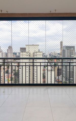 Apartamento para alugar com 124m², 3 quartos e 2 vagas Apartamento para alugar com 124m², 3 quartos e 2 vagasSala - Varanda