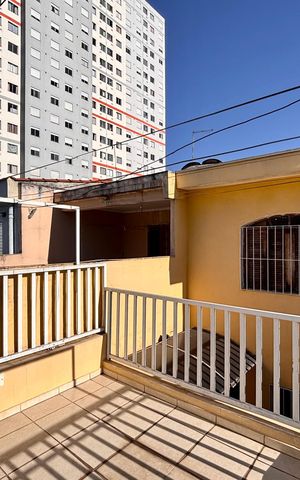 Casa para alugar com 130m², 2 quartos e 3 vagasQuintal