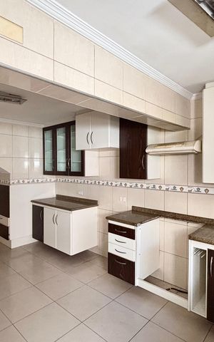 Casa para alugar com 130m², 2 quartos e 3 vagasCozinha