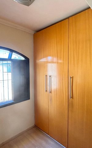 Casa para alugar com 130m², 2 quartos e 3 vagasQuarto 1