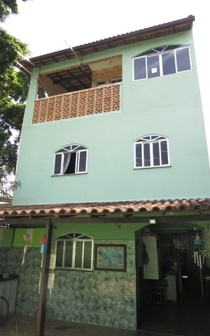 Casa para alugar com 220m², 4 quartos e 1 vaga Casa para alugar com 220m², 4 quartos e 1 vagaFachada