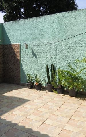 Casa para alugar com 220m², 4 quartos e 1 vaga Casa para alugar com 220m², 4 quartos e 1 vagaGaragem