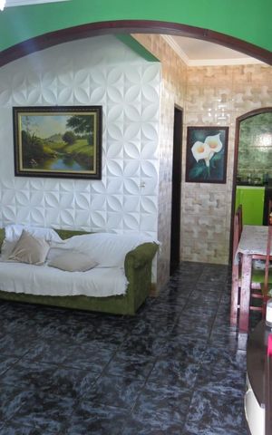 Casa para alugar com 220m², 4 quartos e 1 vaga Casa para alugar com 220m², 4 quartos e 1 vagaSala