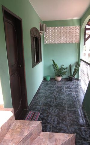 Casa para alugar com 220m², 4 quartos e 1 vaga Casa para alugar com 220m², 4 quartos e 1 vagaÁrea de serviço