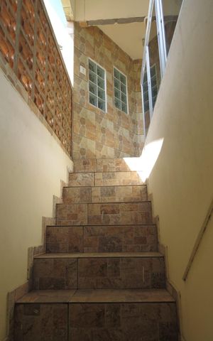 Casa para alugar com 220m², 4 quartos e 1 vaga Casa para alugar com 220m², 4 quartos e 1 vagaCorredor