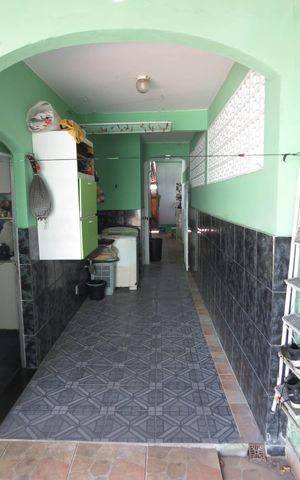 Casa para alugar com 220m², 4 quartos e 1 vaga Casa para alugar com 220m², 4 quartos e 1 vagaÁrea de serviço