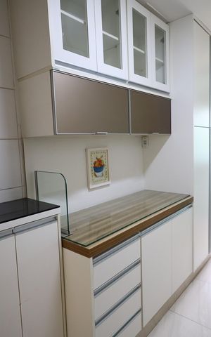 Apartamento à venda com 74m², 3 quartos e 2 vagasCozinha e Área de Serviço