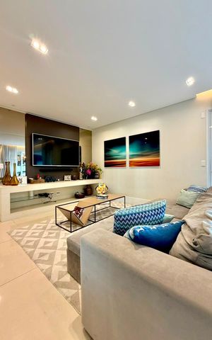 Apartamento à venda com 165m², 3 quartos e 4 vagas Apartamento à venda com 165m², 3 quartos e 4 vagasSala