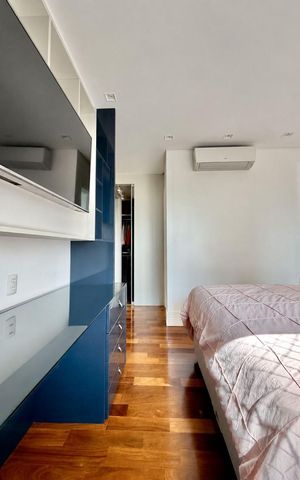 Apartamento à venda com 165m², 3 quartos e 4 vagas Apartamento à venda com 165m², 3 quartos e 4 vagasSuíte