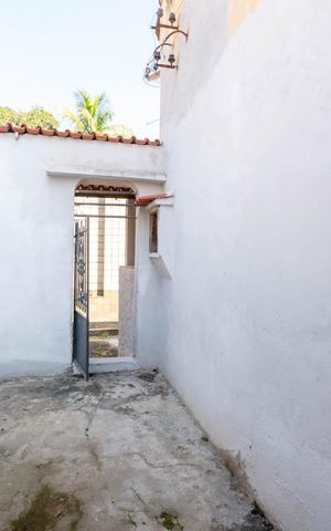 Casa à venda com 80m², 3 quartos e 1 vagaÁrea de Serviço