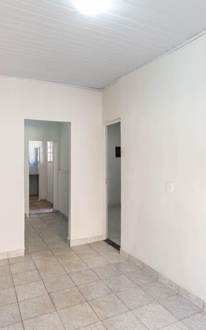 Casa à venda com 80m², 3 quartos e 1 vagaSala