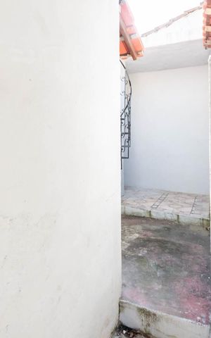 Casa à venda com 80m², 3 quartos e 1 vagaCorredor