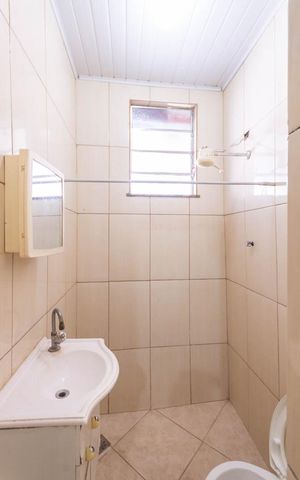 Casa à venda com 80m², 3 quartos e 1 vagaCasa 2 - Banheiro da suíte