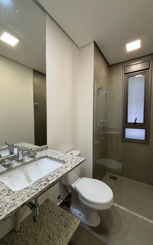 Apartamento à venda com 118m², 2 quartos e 1 vaga Apartamento à venda com 118m², 2 quartos e 1 vagaBanheiro da Suíte 2