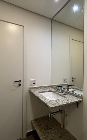 Apartamento à venda com 118m², 2 quartos e 1 vaga Apartamento à venda com 118m², 2 quartos e 1 vagaBanheiro da Suíte 2