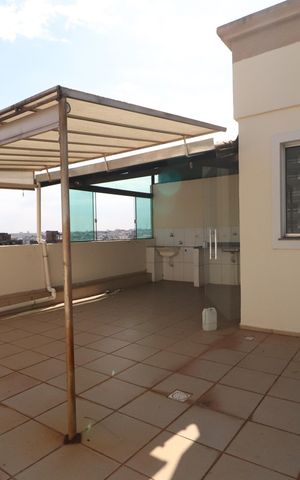 Apartamento para alugar com 142m², 3 quartos e 2 vagasVaranda