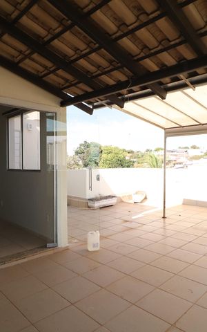 Apartamento para alugar com 142m², 3 quartos e 2 vagasVaranda