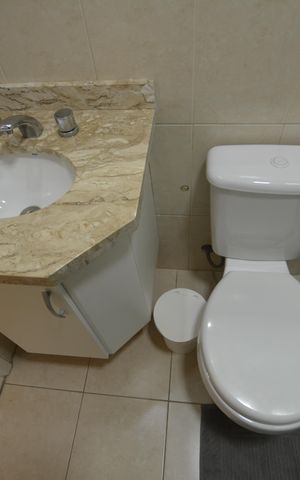 Apartamento à venda com 77m², 3 quartos e 2 vagasBANHEIRO