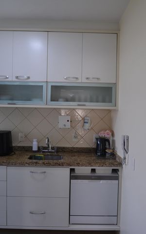 Apartamento à venda com 77m², 3 quartos e 2 vagasCOZINHA