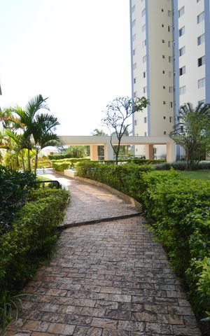 Apartamento à venda com 77m², 3 quartos e 2 vagasAREA EXTERNA