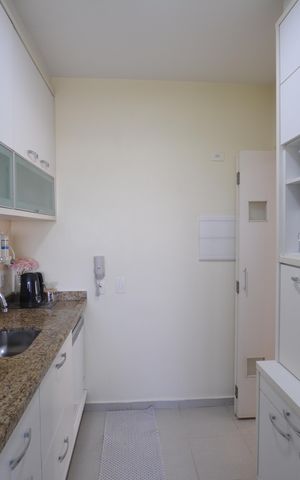 Apartamento à venda com 77m², 3 quartos e 2 vagasCOZINHA
