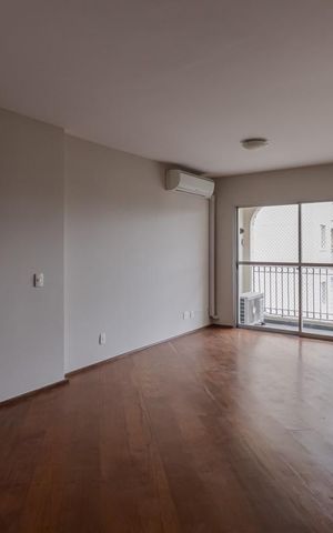 Apartamento à venda com 95m², 2 quartos e 2 vagasSala