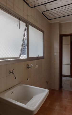 Apartamento à venda com 95m², 2 quartos e 2 vagasÁrea de Serviço