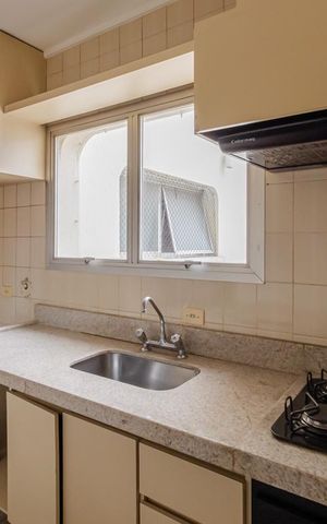 Apartamento à venda com 95m², 2 quartos e 2 vagasCozinha