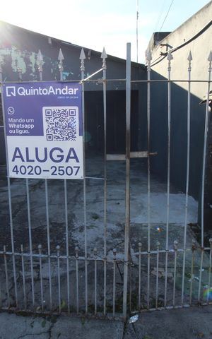 Casa para alugar com 150m², 2 quartos e 2 vagasPlaquinha
