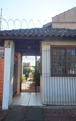 Casa de condomínio à venda com 44m², 2 quartos e 1 vagaFACHADA