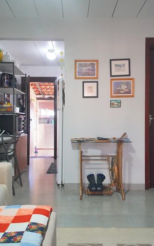 Casa de condomínio à venda com 44m², 2 quartos e 1 vagaSala