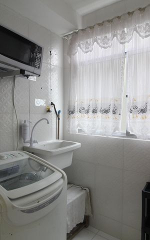 Apartamento à venda com 50m², 2 quartos e 1 vagaCozinha e Área de Serviço