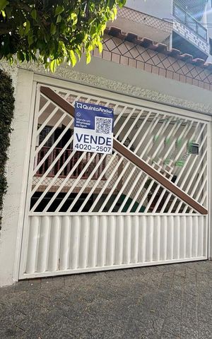 Casa à venda com 284m², 3 quartos e 6 vagasFachada e acesso 