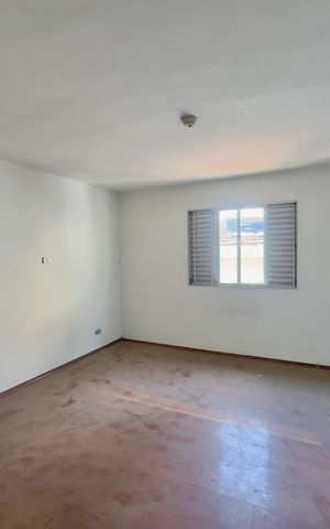 Casa à venda com 294m², 6 quartos e 6 vagas Casa à venda com 294m², 6 quartos e 6 vagasCasa 2 - Quarto 2
