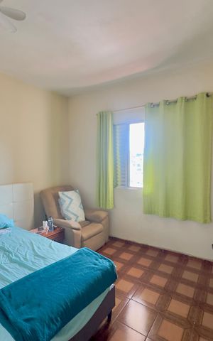 Casa à venda com 294m², 6 quartos e 6 vagas Casa à venda com 294m², 6 quartos e 6 vagasQuarto