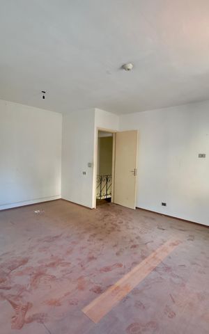 Casa à venda com 294m², 6 quartos e 6 vagas Casa à venda com 294m², 6 quartos e 6 vagasCasa 2 - Quarto 2