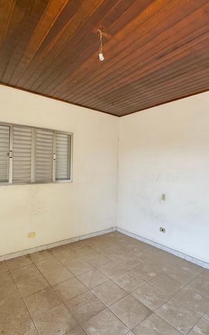 Casa à venda com 294m², 6 quartos e 6 vagas Casa à venda com 294m², 6 quartos e 6 vagasCasa 2 - Quarto 3