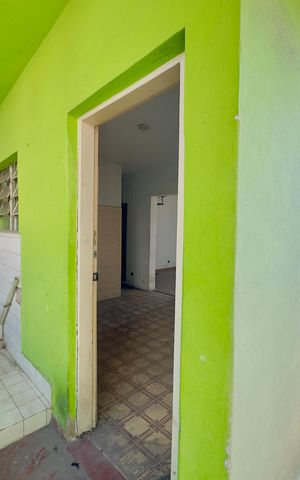 Casa à venda com 294m², 6 quartos e 6 vagas Casa à venda com 294m², 6 quartos e 6 vagasÁrea de serviço