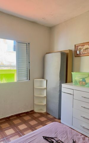 Casa à venda com 294m², 6 quartos e 6 vagas Casa à venda com 294m², 6 quartos e 6 vagasQuarto 2