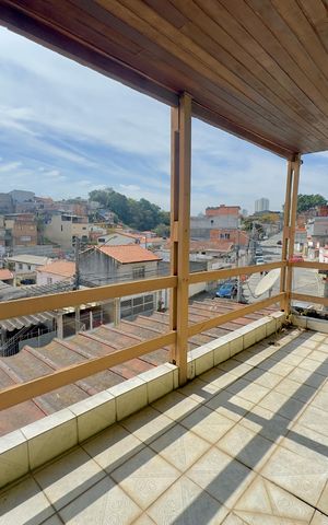 Casa à venda com 294m², 6 quartos e 6 vagas Casa à venda com 294m², 6 quartos e 6 vagasÁrea externa
