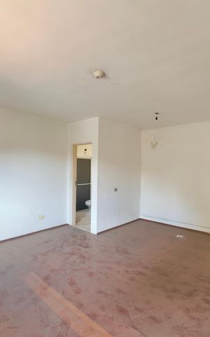 Casa à venda com 294m², 6 quartos e 6 vagas Casa à venda com 294m², 6 quartos e 6 vagasCasa 2 - Quarto 2