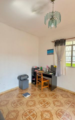 Casa à venda com 294m², 6 quartos e 6 vagas Casa à venda com 294m², 6 quartos e 6 vagasSala