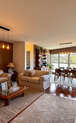 Apartamento à venda com 118m², 3 quartos e 1 vaga