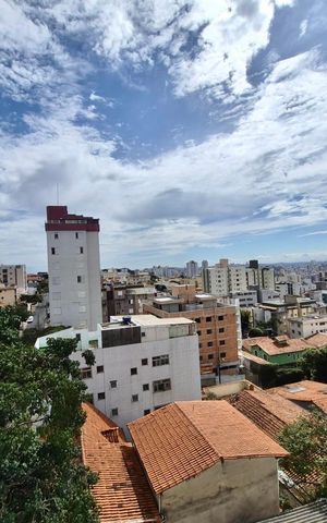 Apartamento à venda com 168m², 3 quartos e 4 vagas Apartamento à venda com 168m², 3 quartos e 4 vagasVista